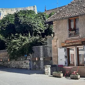 Les Vagabonds Du Mont Frühstückspension